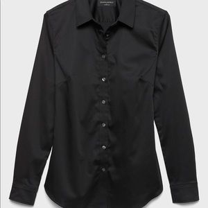 Banana Republic black buttoned down shirt